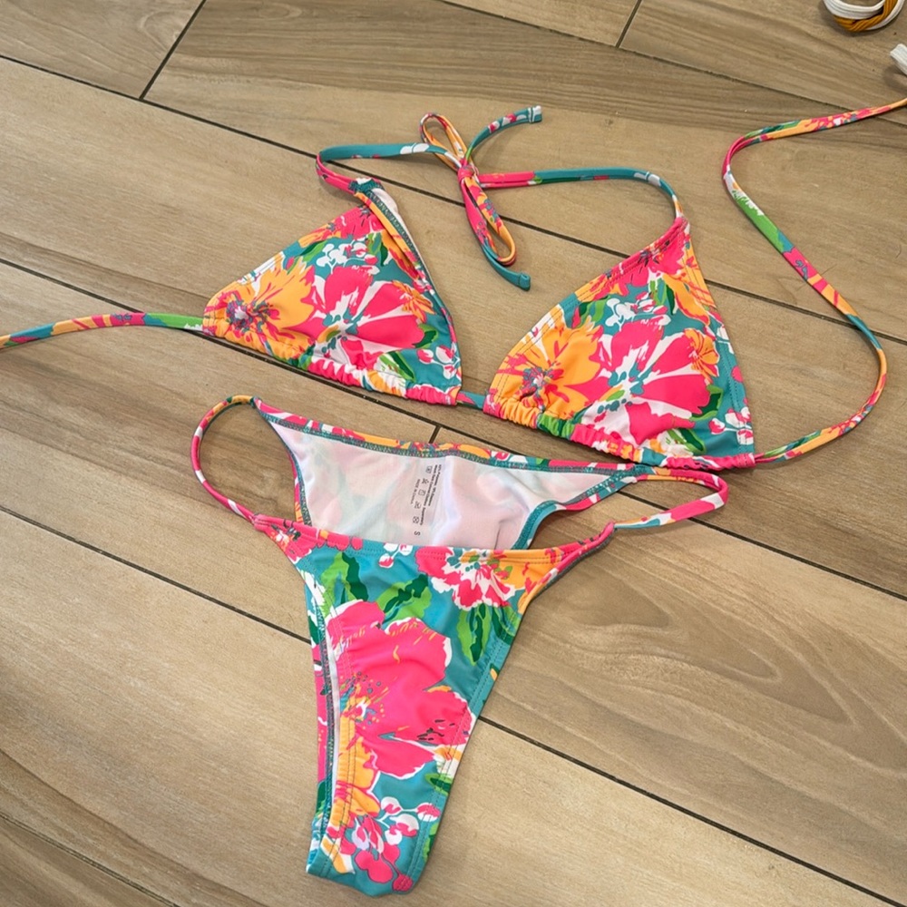 NEW SHEIN floral print cheeky bikini size Small